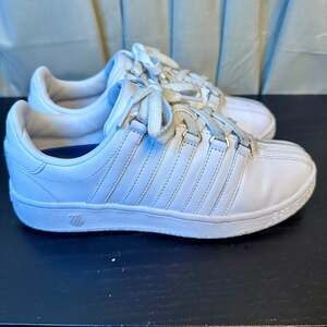 K-Swiss Classic Leather White Sneakers Women’s 8.5 EU 40 Low Top Tennis Shoes Y2